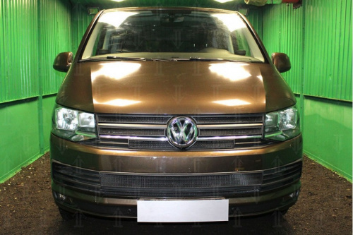   Volkswagen T6 (Multivan,Caravelle) 2015- (2 ) black 