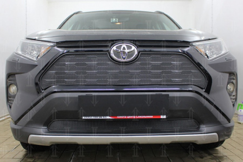   Toyota Rav4 2019- black 