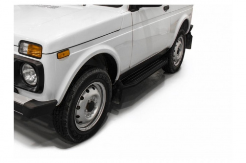 - "Premium-Black" Lada 4x4 Urban 3D