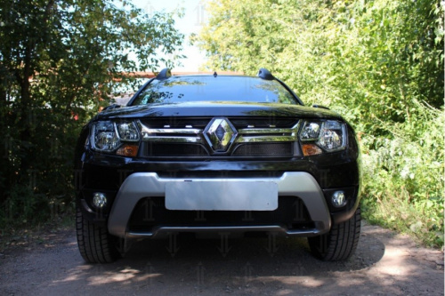   Renault Duster 2018- black 