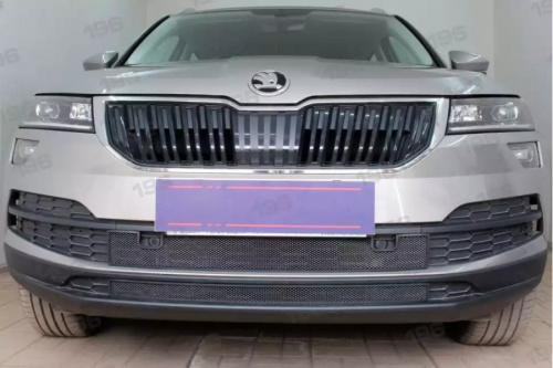   Skoda Karoq 2020- (2 ) black 