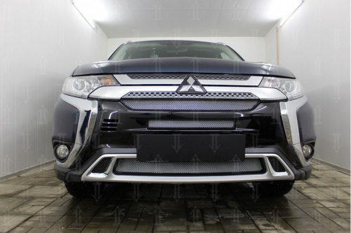   Mitsubishi Outlander III 2018- (3 ) chrome  