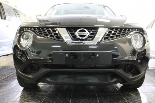   Nissan Juke 2014- black